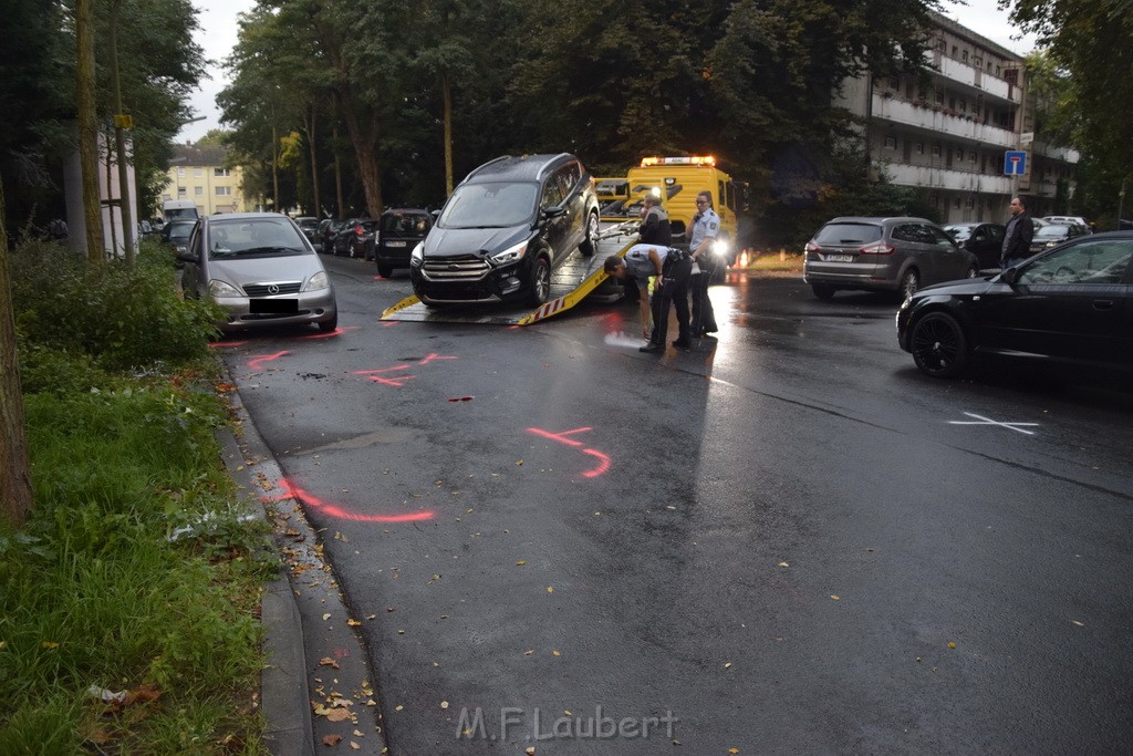 VU mehere verletzte Koeln Gremberg Luederichstr Grembergerstr P107.JPG - Miklos Laubert